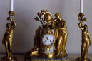 Clock from museum in Berlin1/20 sec at f / 2.4